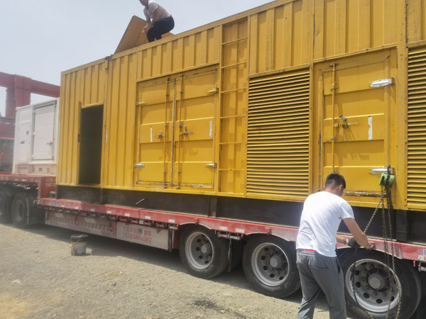 长安除了负载情况和发动机维护，还有哪些因素会影响 200kw 柴油发电机的油耗？