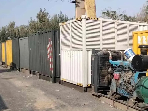 长安200KW柴油发电机机组每小时油耗是多少？